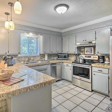 Charming Hot Springs Home With Sunroom And Yard Εξωτερικό φωτογραφία