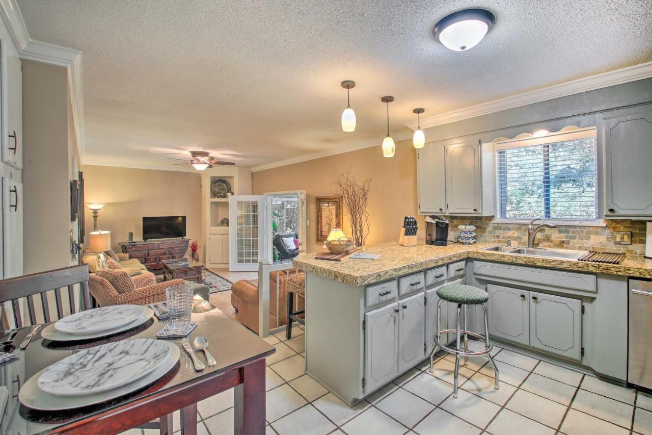 Charming Hot Springs Home With Sunroom And Yard Εξωτερικό φωτογραφία